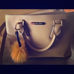 Michael kors medium purse